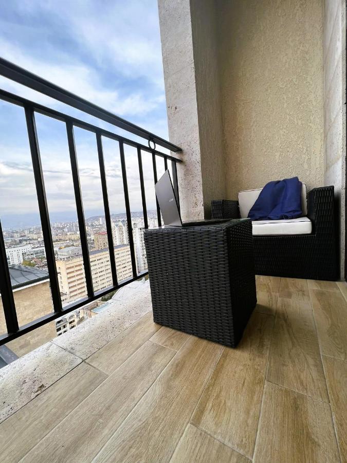 Hotel Sky Station Tbilisi Buitenkant foto