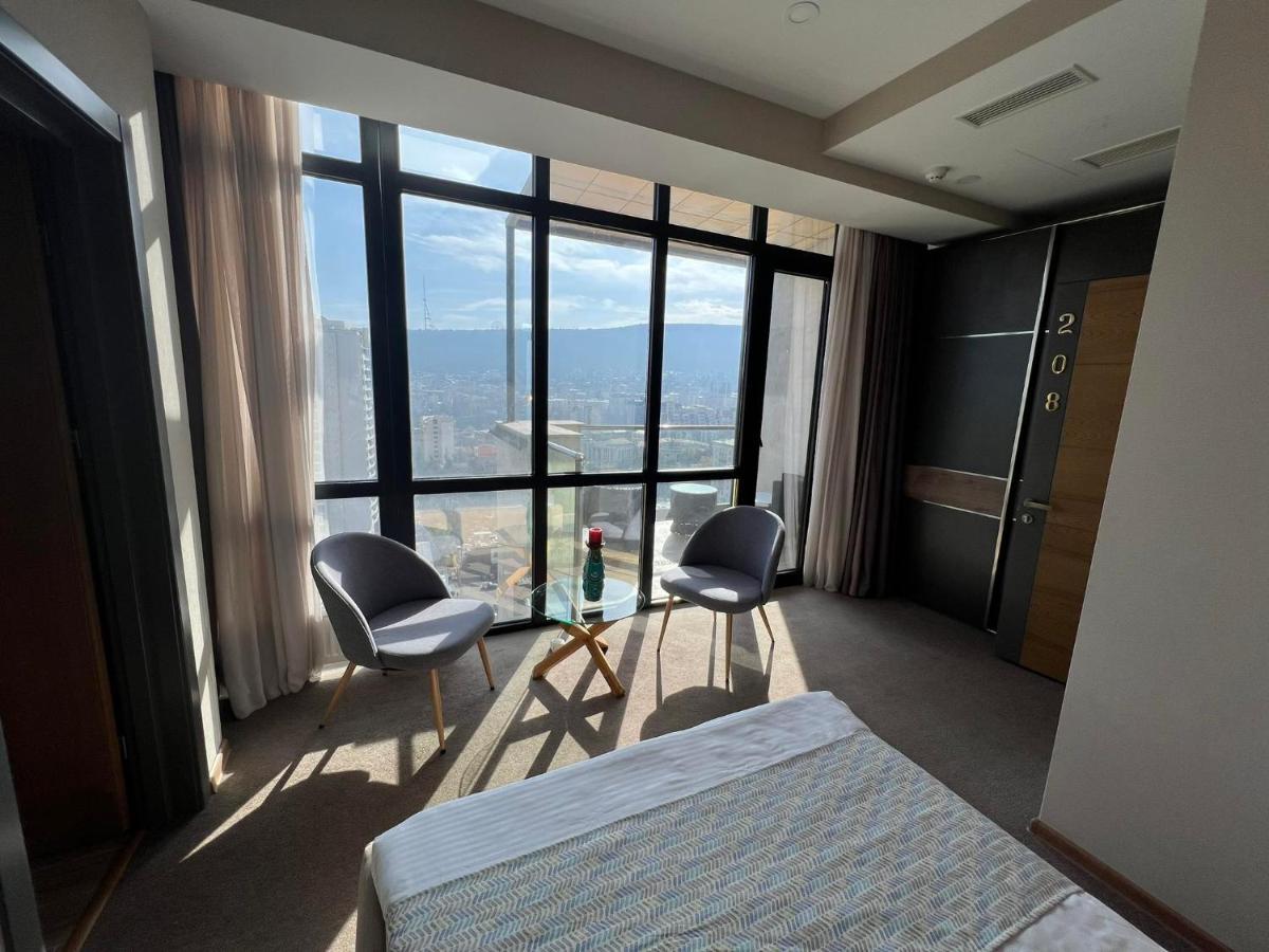 Hotel Sky Station Tbilisi Buitenkant foto